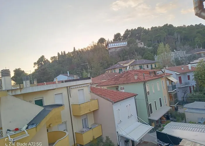 Gladys ゲストハウス ペザロ